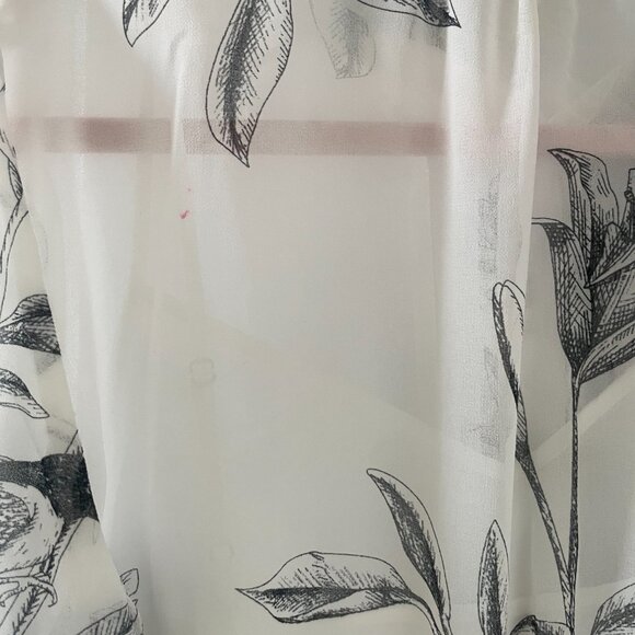 Dress - Picture 7 of 8